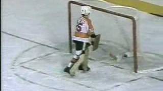 QuebecPeeWee AA Hockey Final HIGHLIGHTS1977wmv [upl. by Salter169]