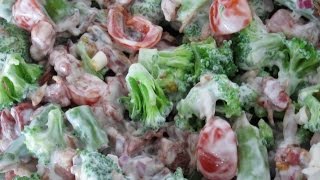 Broccolisalat med bacon  link til opskrift [upl. by Basia383]