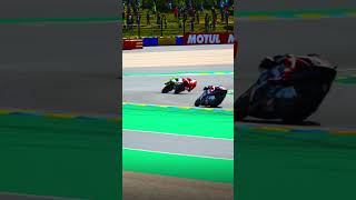 Valentino Rossi Vs Casey Stoner motogp motogpmania automobile motogpdunia racing [upl. by Nywrad533]