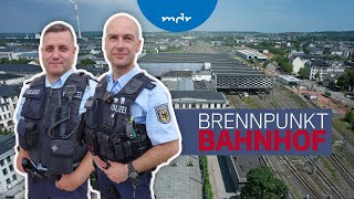 Brennpunkt Bahnhof  Helfer im Einsatz  MDR [upl. by Cordie24]