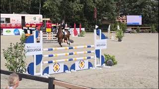 amber kiewiet wint golden ticket op jumping tolbert [upl. by Ahsinehs]