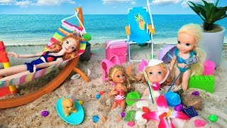 Annia and Elsia Toddlers Play in the Sand Swim at the Beach with Barbie and Chelsea Toys and Dolls [upl. by Annail]