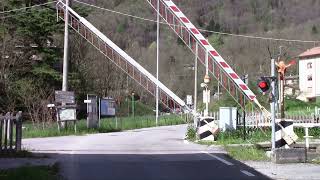 Forno Allione I Passaggio a Livello  Level crossing [upl. by Lyrret]