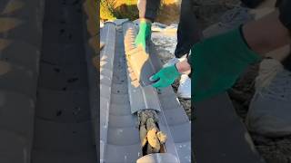 The process of installing green tiles on houses [upl. by Felicio]