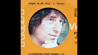 Alain Souchon  Sasseoir par terre 1976 [upl. by Cathey347]