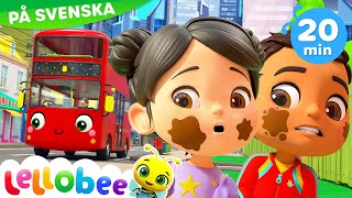 Hjulen på bussen  Lellobee City Farm  Låtar och videor för barn  Moonbug Kids Svenska [upl. by Adnauqal608]