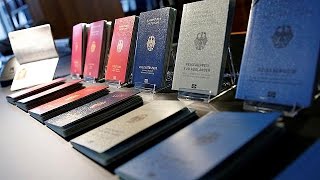 Arriva il nuovo passaporto tedesco maggior sicurezza e rinnovato design [upl. by Yk]