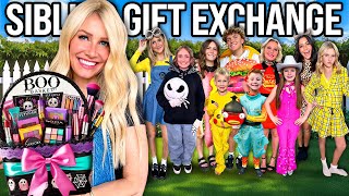 👻 BOO BASKET👻 SiBLiNG GIFT EXCHANGE WiTH 10 KiDS 🎃 [upl. by Adnaram782]