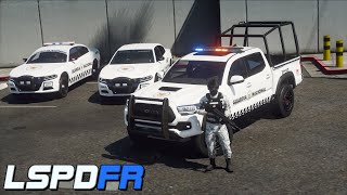 GTA 5 POLICIA  LE ROBAN MUSTANG A CIVILES  GUARDIA NACIONAL EN ACCION  TheAxelGamer [upl. by Dorcas]