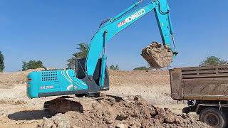 รีวิว kobelco sk20010yn15 เจอดินดาน งานบ่อชั้นสอง ฟาร์ม ชมไป บ่นไป excavator and truck [upl. by Idmann]