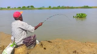 Fishing in a flowing river with a bow Fishing in a rural setting fishing hookfishing মাছধরা [upl. by Gilford]