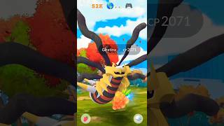 Catching Giratina In Pokémon Go [upl. by Ferna]