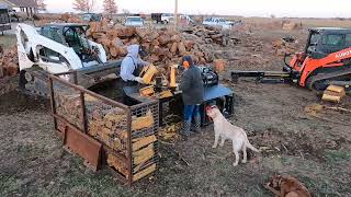 Wolfe Ridge Log Splitter How We Load Trailers [upl. by Roberson860]