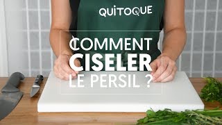 Comment ciseler le persil [upl. by Ahsam]