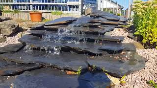 Bachlauf oder Wasserfall mit Schieferplatten [upl. by Nahtnaoj]