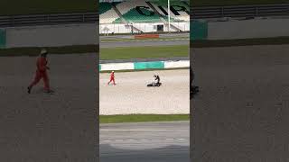 Maverick Vinales Crash in sepangmotogp2024 sepanginternationalcircuit motogpmalaysia motogp [upl. by Hsatan]