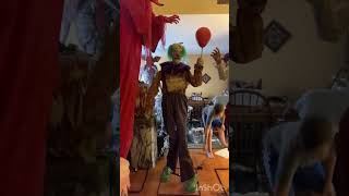 Instructional video how to set up your heckles the clown ￼ [upl. by Wei]