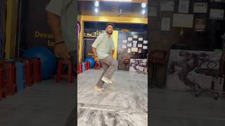 Gunguna rahe hain bhanware 🐝🥰 dance bollywood song subscribers shorts trending viralvideo [upl. by Chassin]