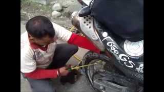 Motorcycle Puncture Repair Without Removing The Wheel  BMW F 650 GS Dakar  26May2015 [upl. by Romeyn]