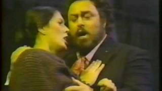 Video Leila Guimarães amp Pavarotti  La Bohème Act 1 Final LIVE [upl. by Alejandra]