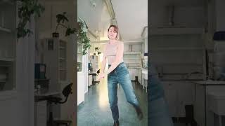 танцы dance танцуйсомной не пятница улыбка 💃🤪🙃 [upl. by Tinor]