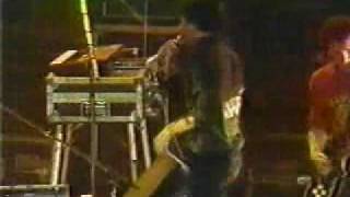 CHARLY GARCIA  DEMOLIENDO HOTELES  MEJOR VERSION EN VIVO 1985 [upl. by Htirehc183]