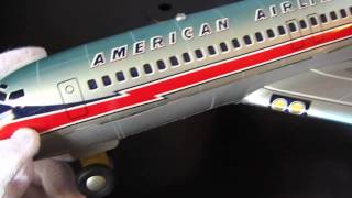 Vintage Battery Operated Marx American Airlines 727 Astro Jet Airplane Tin Toy [upl. by Iong781]