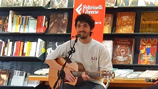 Fulminacci quotLa Siepe 1 San Giovanniquot Live Chitarra e Voce quotFeltrinelli Libreriequot Roma 20012024 [upl. by Acus619]