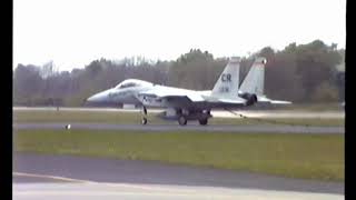 Barrierlanding F15 CR Eagle Soesterberg jaren 80 [upl. by Akiram]