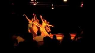 Coreografía con chinchines Escuela de Danzas Árabes Haniya [upl. by Aicnorev]