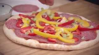 BBQvideo Pizza van de BBQ [upl. by Asit]