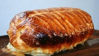 Beef Wellington von der Zedernplanke Perfect Cedar Planked Beef Wellington [upl. by Marih593]