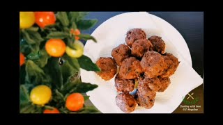 Chiftele din carne tocată moi și pufoase coapte sau prăjite  pork meatballs [upl. by Stambaugh433]