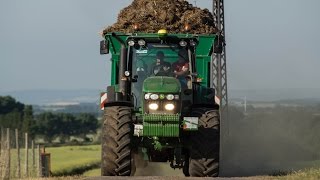 Mist streuen und einarbeiten mit John Deere 792030 und 8420 [upl. by Airitak876]