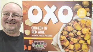 Oxo Chicken In Red Wine With Boulangère Potatoes  Microwave Meal  Food Review [upl. by Auberta]