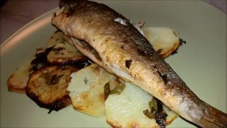 Spigole al forno con patate [upl. by Wandis]