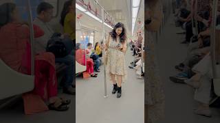 Ladki pat gayi metro mein 😂 shorts comedyshorts virelprank reactionvideo cutegirl ytshort [upl. by Arocat]