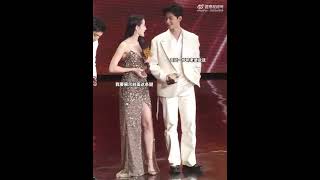 Yang Yang and Dilraba Dilmurat on Tencent Award 2020 杨洋 迪丽热巴 [upl. by Meela]