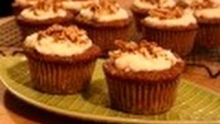 Carrot Cupcakes with Cream Cheese Frosting Cupcake Show 21 [upl. by Dita]