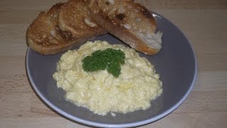 Comment faire la VRAIE RECETTE DES OEUFS BROUILLES [upl. by Sulrac]