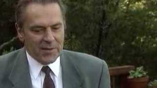 Stanislav Grof habla sobre la reencarnación [upl. by Inesita]