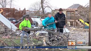 Town cleans up storm damages [upl. by Luciano]