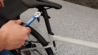 Setting up and Adjusting a GiantLiv DFuse Seat Post [upl. by Nailuj]