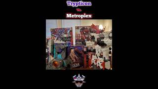 Trypticon vs Metroplex titanbattle transformers TransformersOfficialtoyphotography titans [upl. by Sarena504]