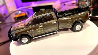 GreenLight Yellowstone 2017 Ram 3500 Laramie Dually 164 [upl. by Niggem]