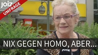 Zwei küssende Männer  so reagieren Passanten [upl. by Anilrahc]