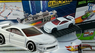 Review amp Test Track Hot Wheels Custom 01 Acura Integra GSR White [upl. by June354]