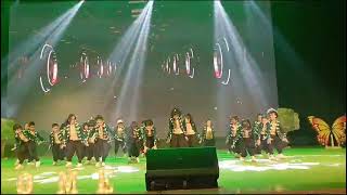 aaj ki raat husn ka maza aankhon se lijiye  Dance performance 2024  No1 trending song [upl. by Ro]