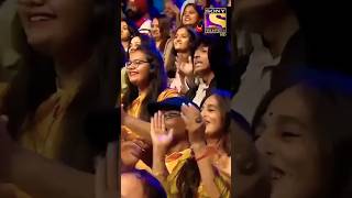 chumma chumma de de gujariya bhojpuri short video indianidol13 shortvideos aapkanileshbhai [upl. by Wes546]