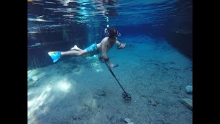 Metal Detecting a Desert Oasis swimming hole [upl. by Calbert]